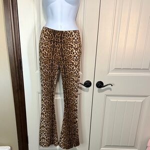 NWOT Emerald xo Ivy Leopard Print Flare Pants